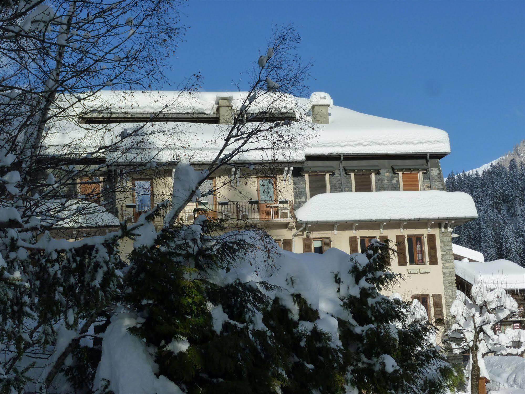 Hotel Restaurant La Couronne Chamonix Ngoại thất bức ảnh